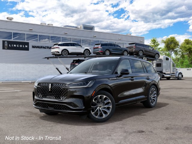 New 2027 Lincoln Aviator AWD w/ Jet Appearance Package image 2