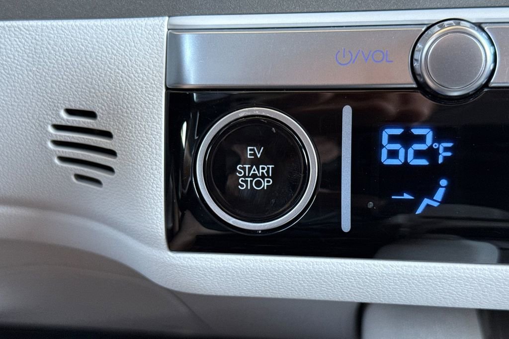 Used 2023 Hyundai Ioniq 6 SEL image 20