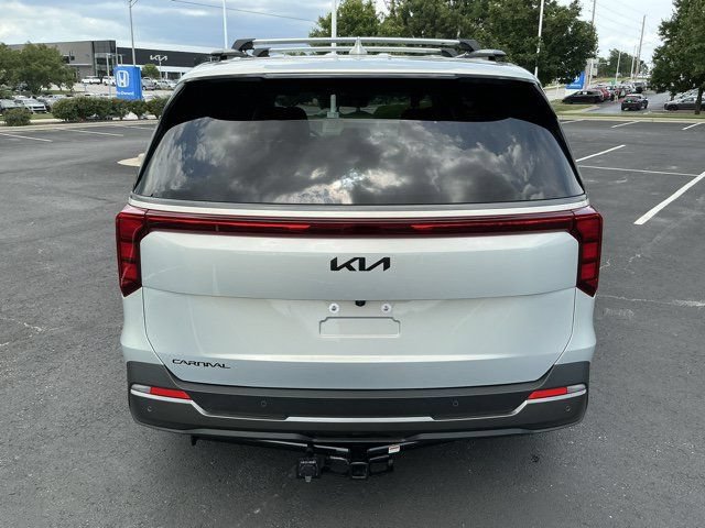 Used 2026 Kia Carnival SX w/ SX Dark Edition Package FWD image 4
