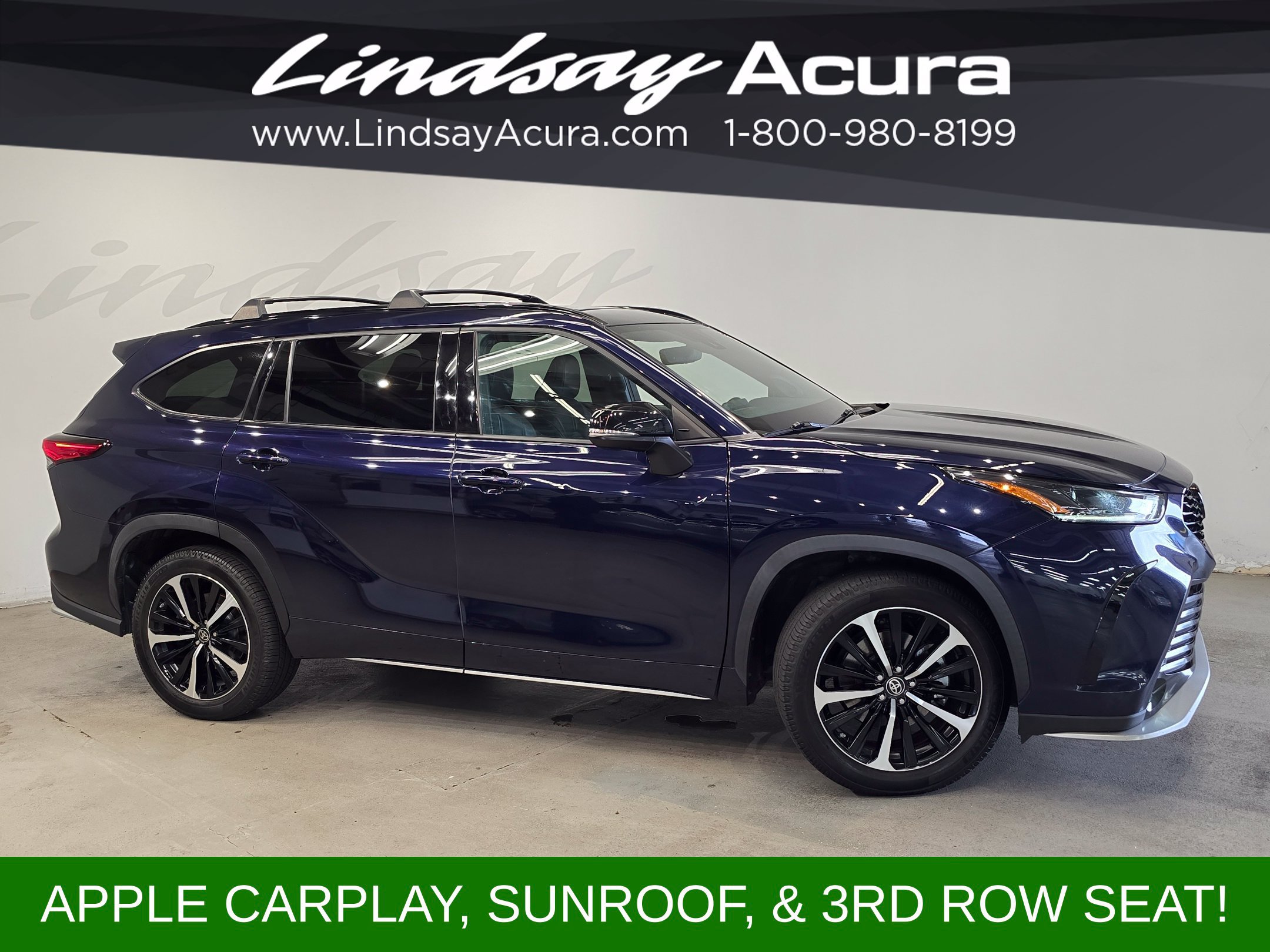 Used 2021 Toyota Highlander XSE AWD/4WD image 3