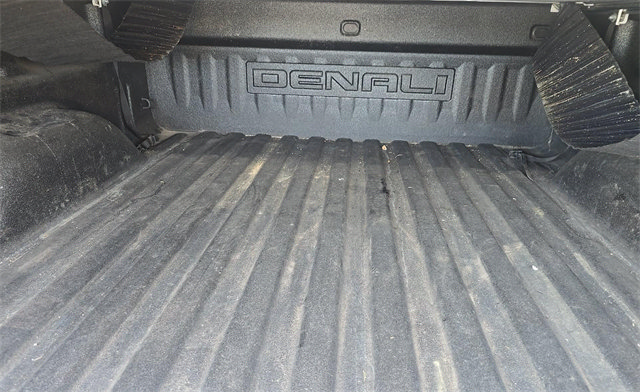 Used 2018 GMC Sierra 1500 Denali AWD/4WD image 15