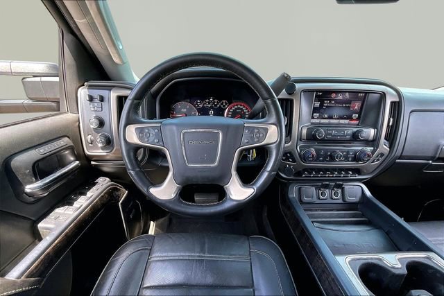 Used 2015 GMC Sierra 2500 Denali w/ Duramax Plus Package AWD/4WD image 8
