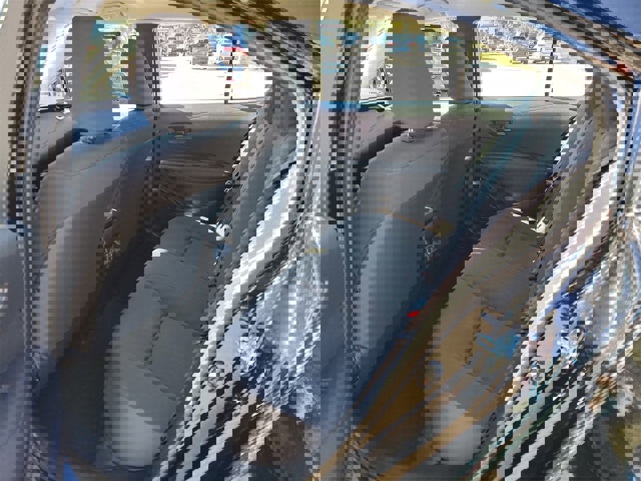 Used 2025 Toyota Corolla LE image 10