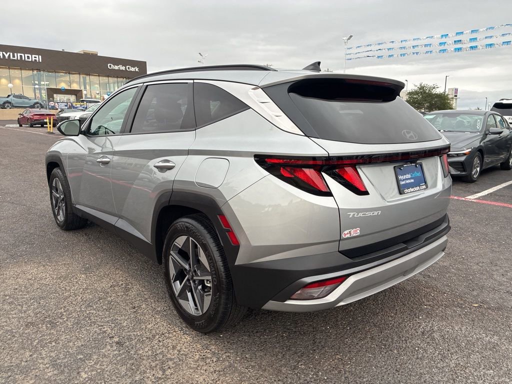 Certified 2025 Hyundai Tucson SEL image 3