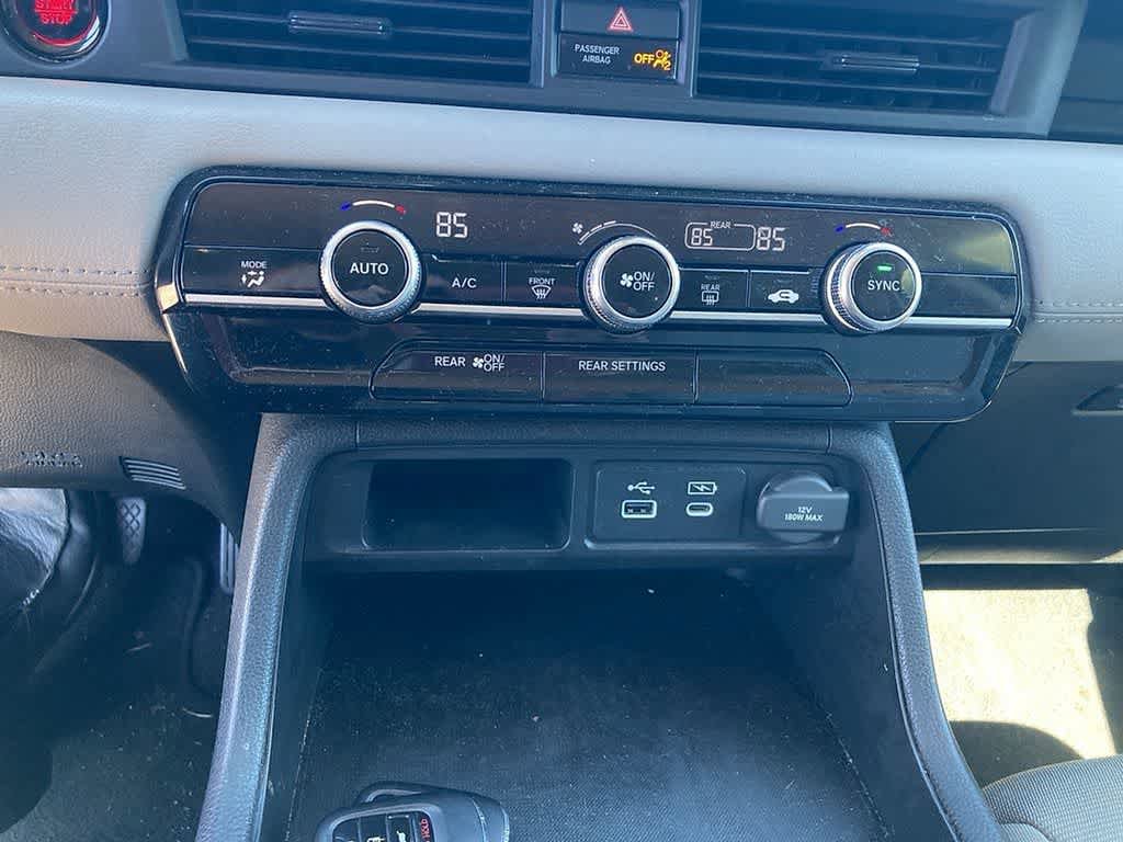 Used 2023 Honda Pilot LX image 23