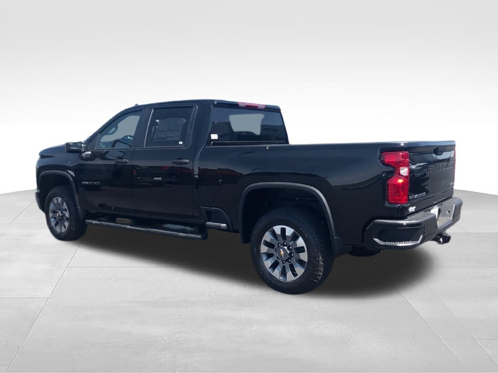 New 2026 Chevrolet Silverado 2500 Custom w/ Custom Value Package AWD/4WD image 6
