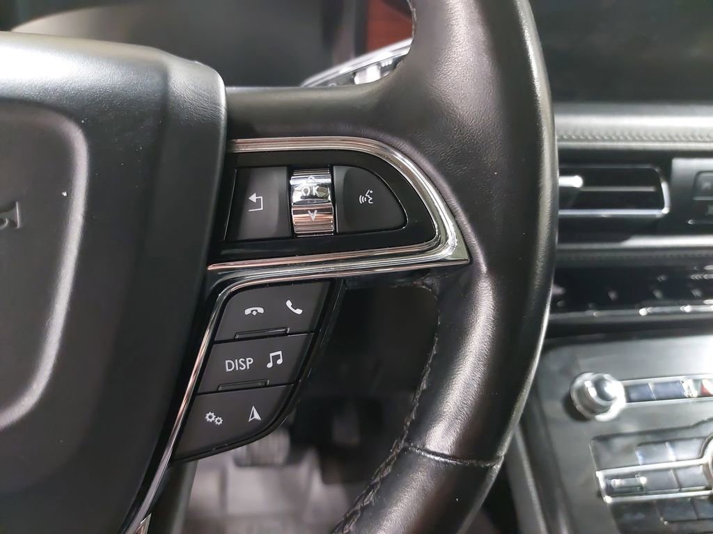 Used 2022 Lincoln Nautilus Reserve w/ Monochromatic Package image 18