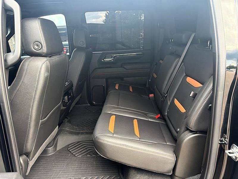 Used 2025 GMC Sierra 2500 AT4 w/ AT4 Premium Plus Package AWD/4WD image 47