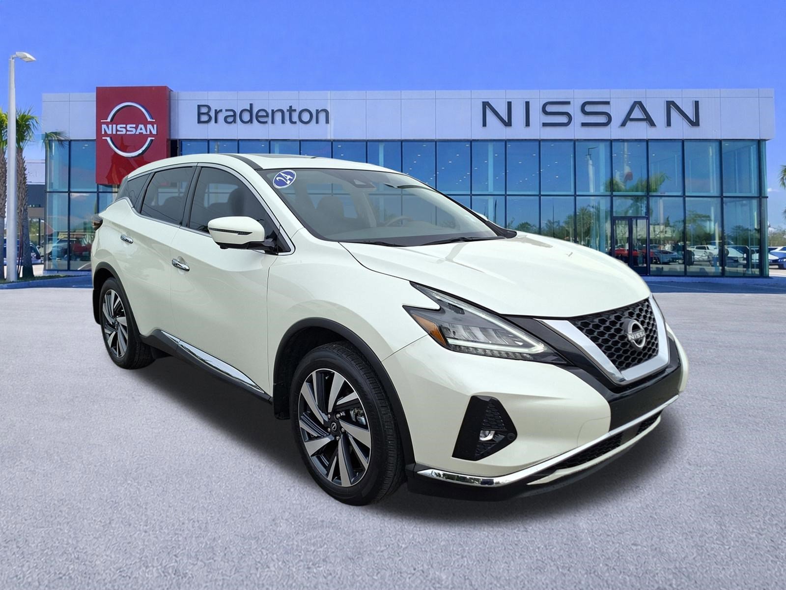 Certified 2024 Nissan Murano SL image 3