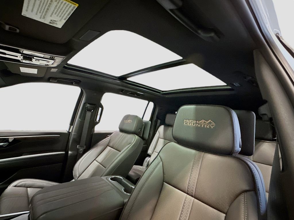 New 2026 Chevrolet Suburban High Country image 24