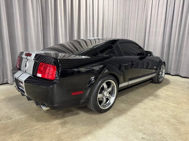 Used 2007 Ford Mustang GT RWD image 5