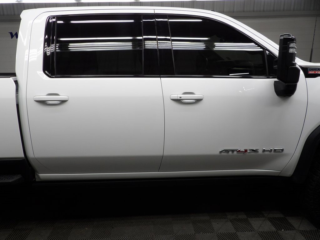 Used 2025 GMC Sierra 2500 AT4X image 39