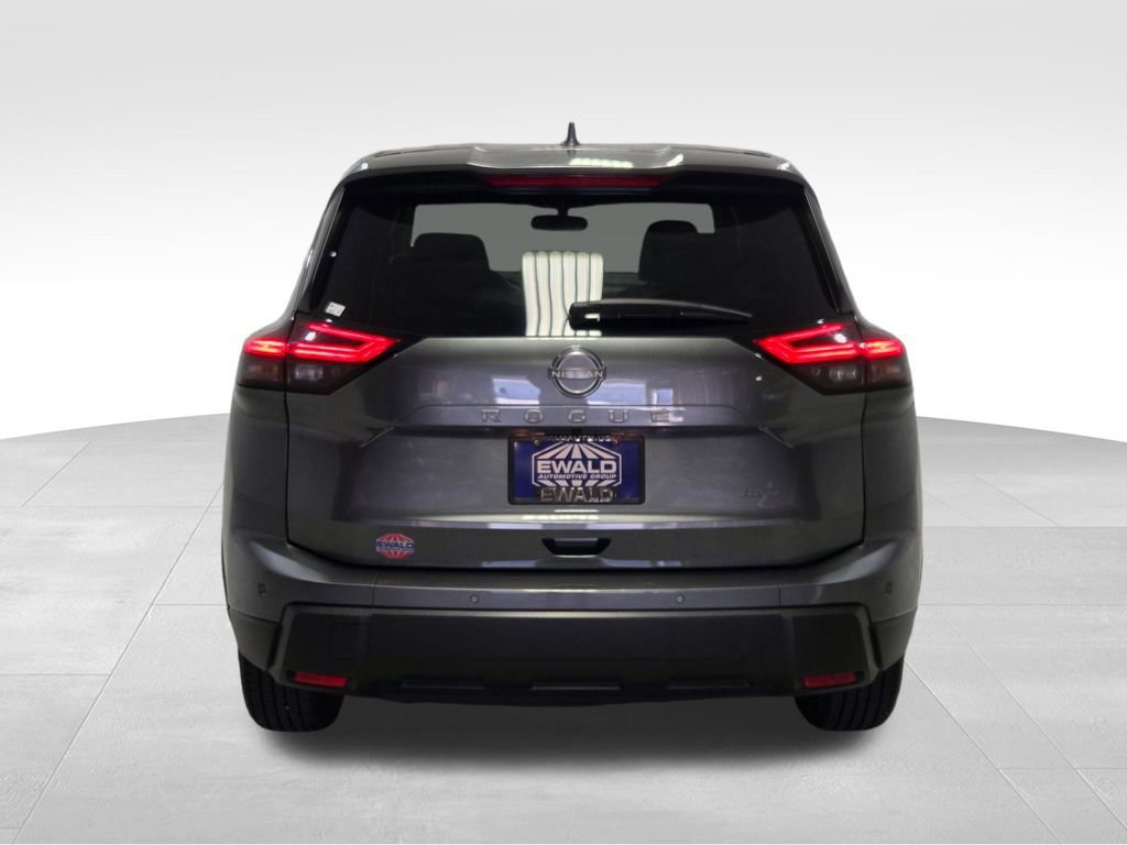 Used 2025 Nissan Rogue SV AWD/4WD image 23