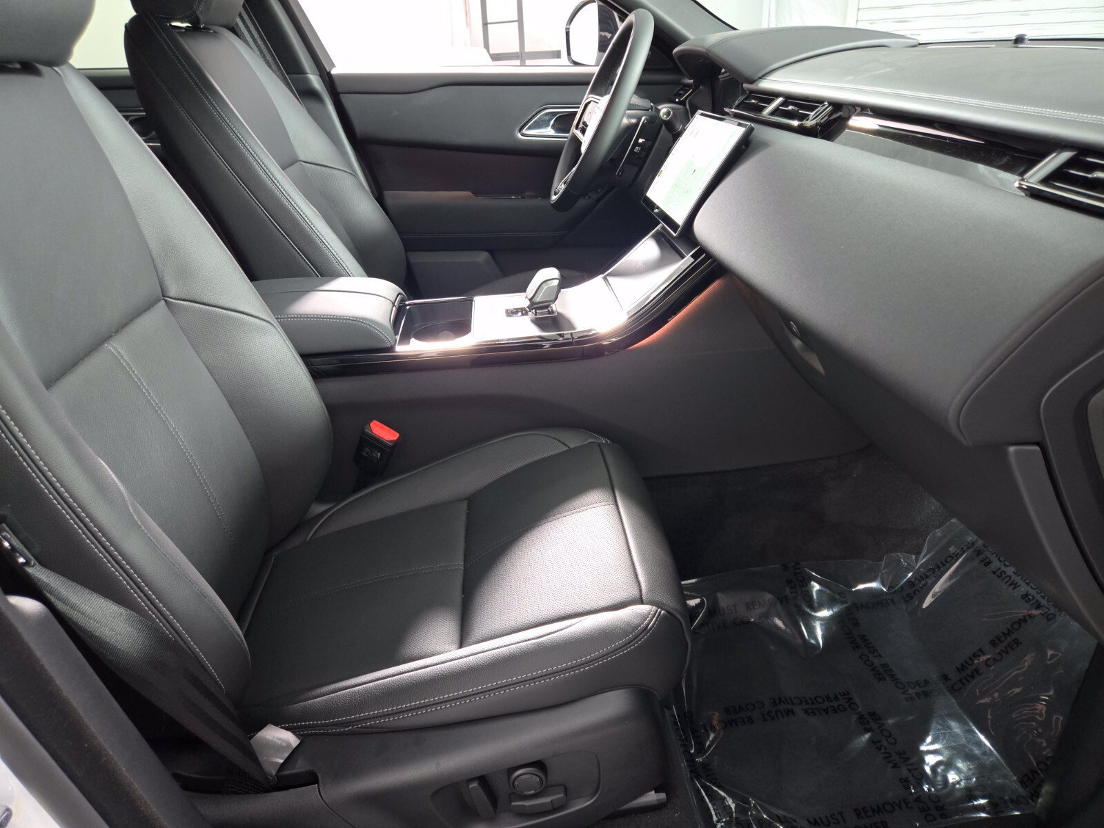 New 2026 Land Rover Range Rover Velar Belgravia AWD/4WD image 3