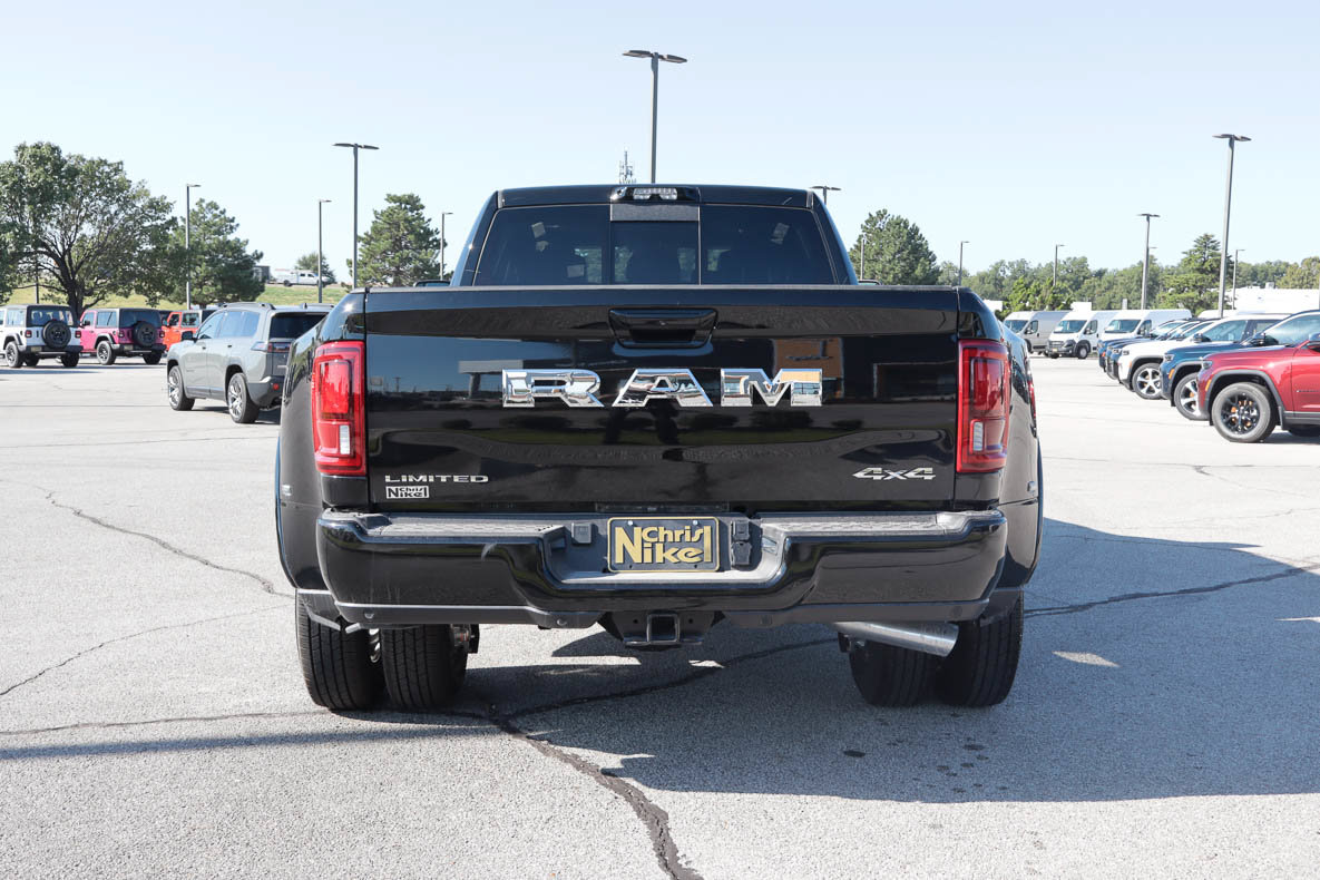 New 2027 RAM 3500 Limited AWD/4WD image 5