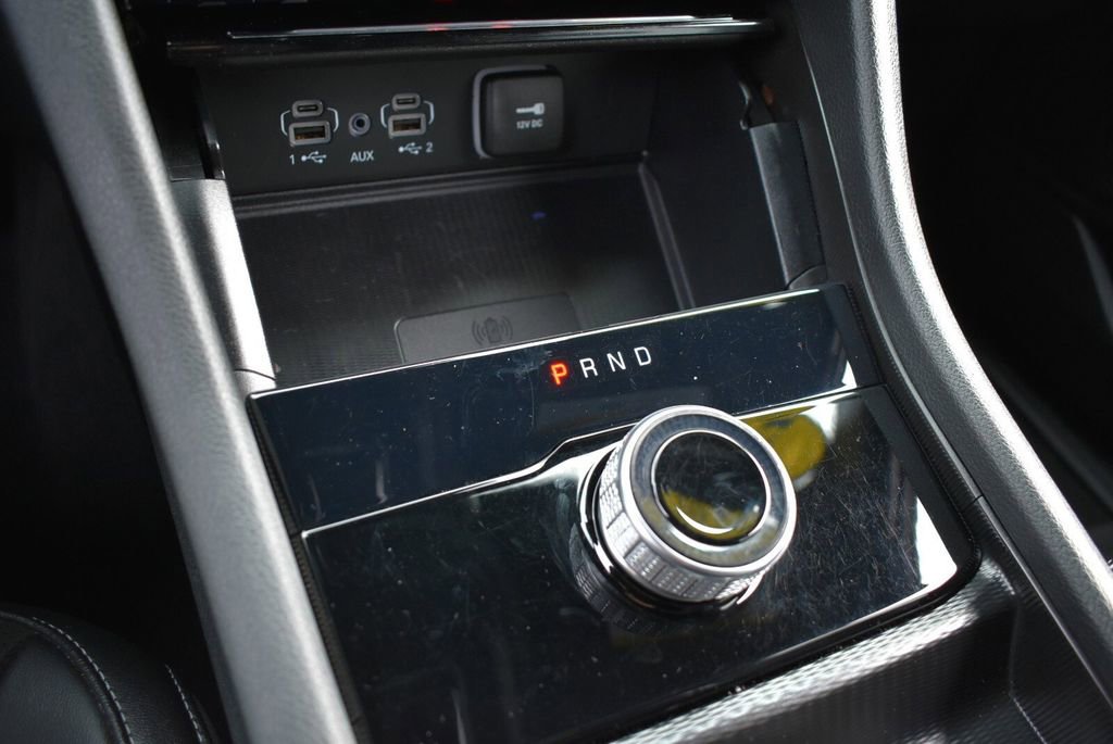 Used 2024 Jeep Grand Cherokee L Altitude image 19