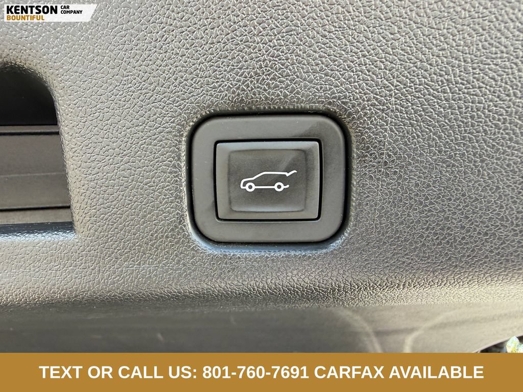 Used 2026 Chevrolet Traverse RS w/ LPO, Floor Liner Package AWD/4WD image 37