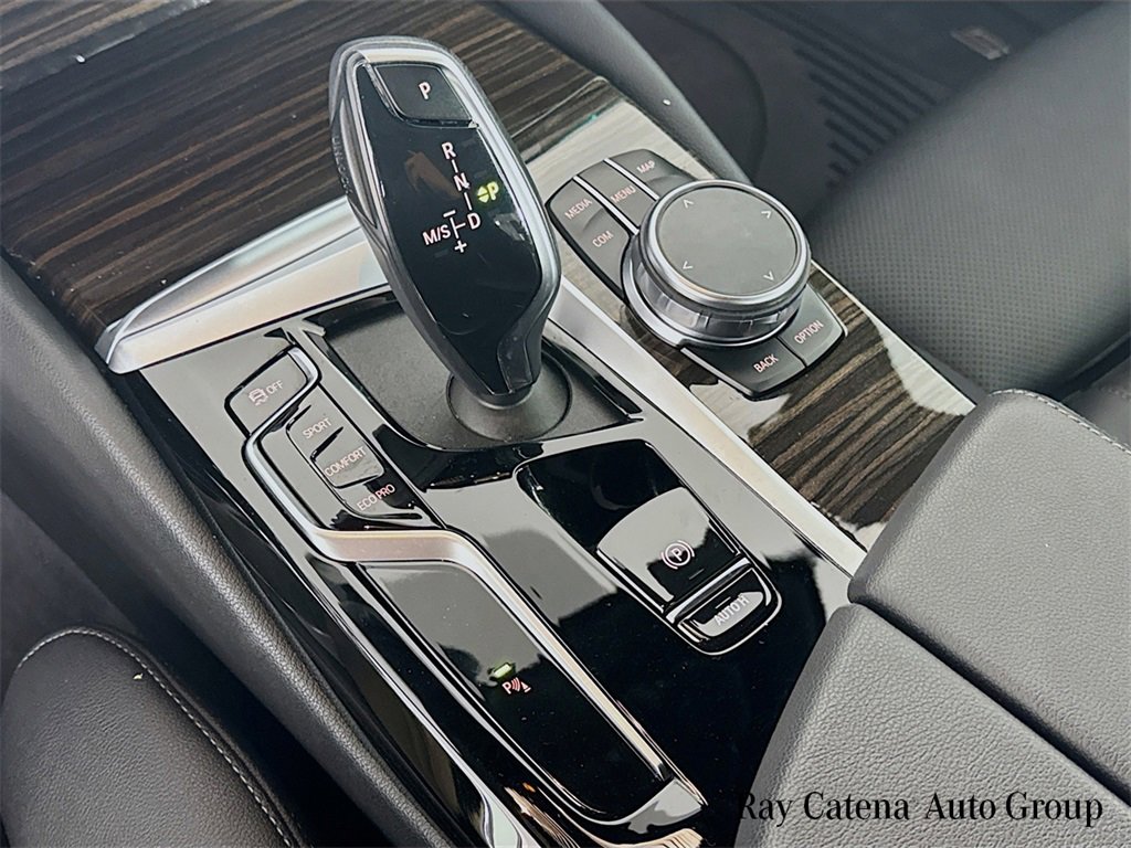 Certified 2023 BMW 540i xDrive w/ Premium Package image 17