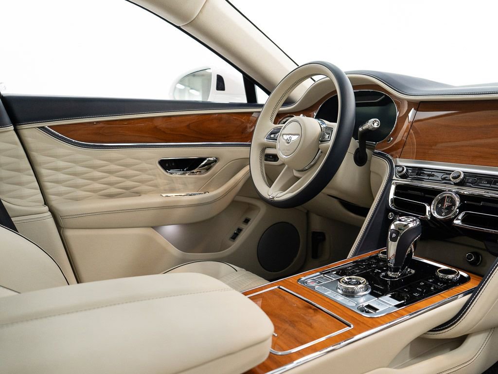 Certified 2024 Bentley Flying Spur Azure AWD/4WD image 29