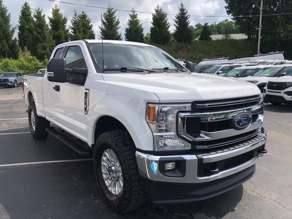 Used 2022 Ford F250 XLT w/ XLT Value Package AWD/4WD image 8