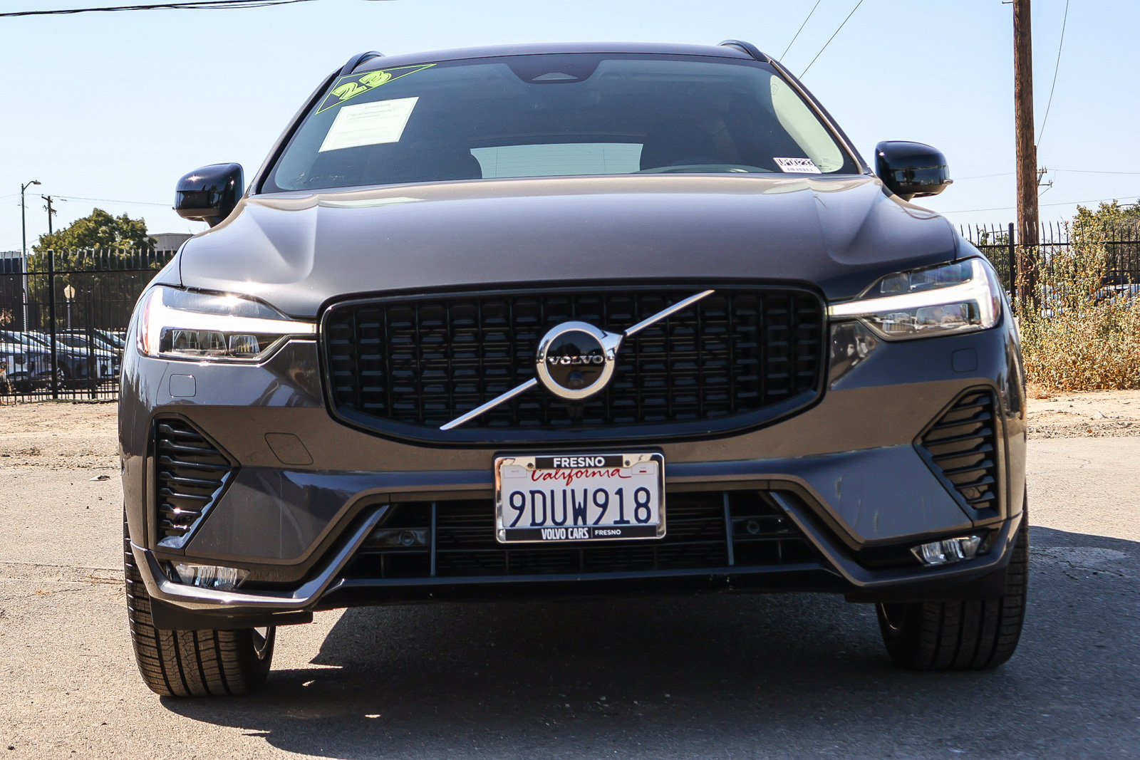 Used 2023 Volvo XC60 B5 Ultimate w/ Protection Package Premier FWD image 2