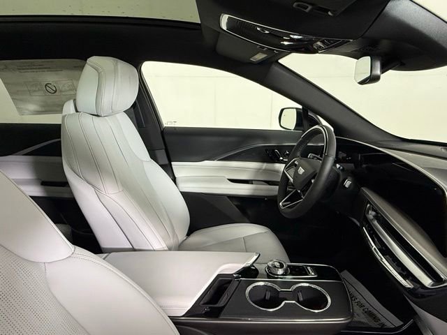 New 2026 Cadillac Lyriq Luxury RWD image 30