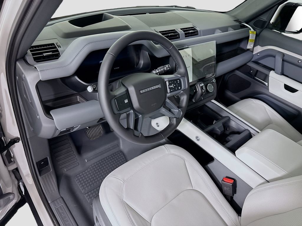 New 2026 Land Rover Defender 110 X-Dynamic SE AWD/4WD image 10