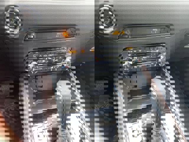 New 2025 MAZDA CX-5 Signature image 9