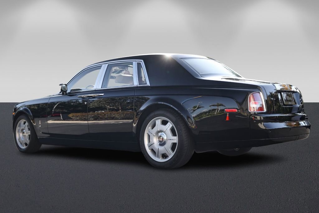 Used 2005 Rolls-Royce Phantom Sedan image 5