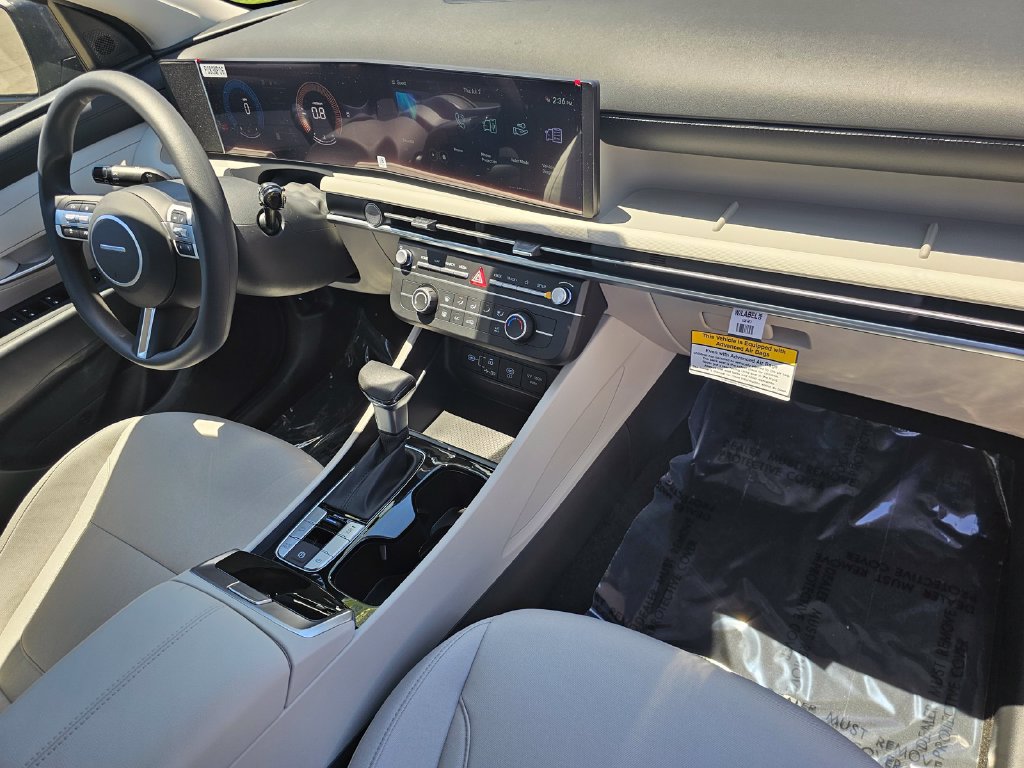 New 2026 Hyundai Tucson SE FWD image 12