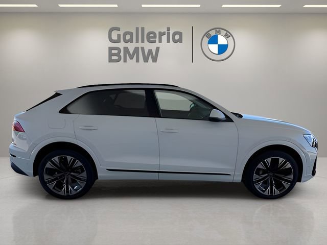 Used 2025 Audi Q8 Premium image 6