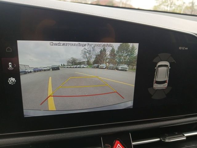 Certified 2023 Kia Niro SX image 17