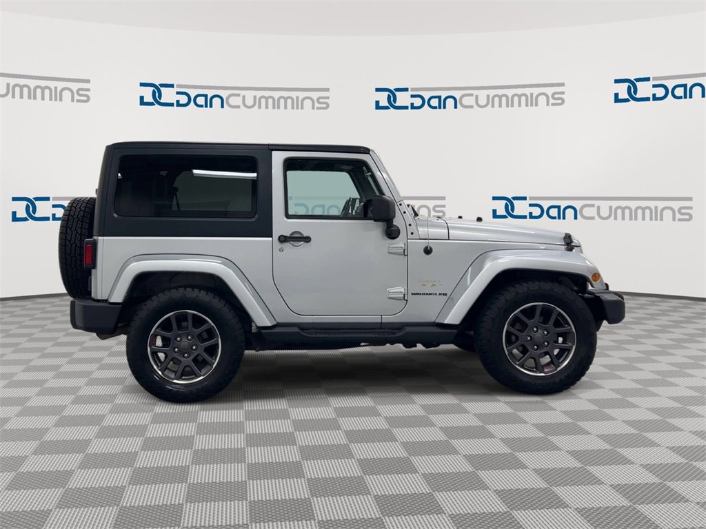 Used 2011 Jeep Wrangler Sahara image 9
