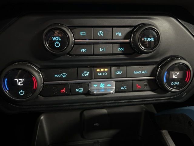 Used 2023 Ford Bronco Wildtrak image 24