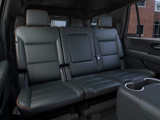 New 2026 GMC Yukon AT4 AWD/4WD image 17