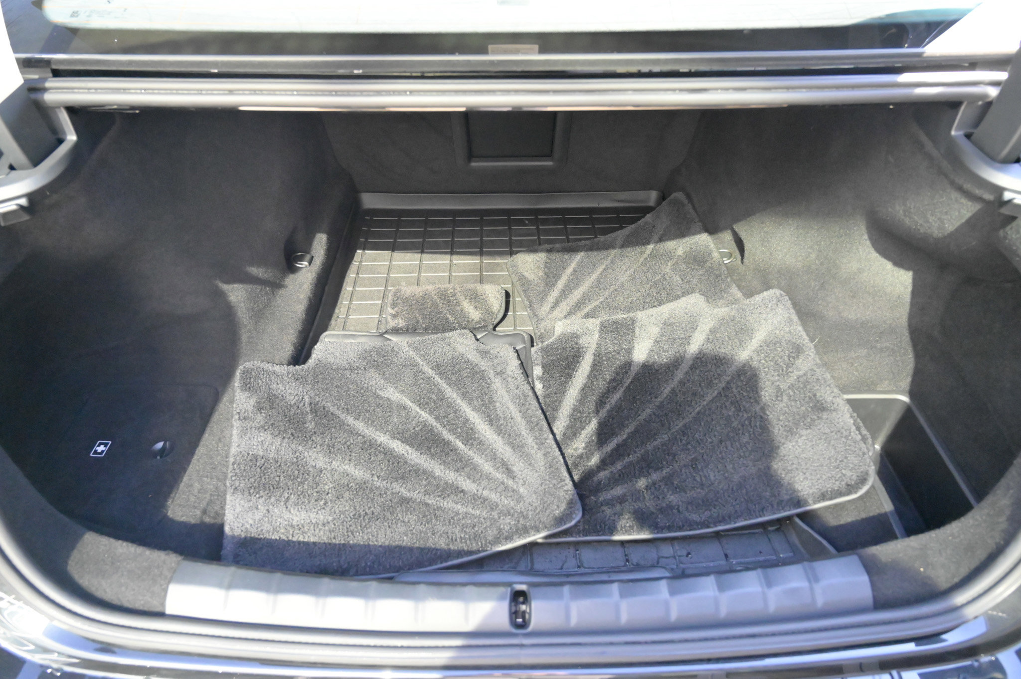 Used 2023 BMW 760i xDrive w/ Executive Package image 46