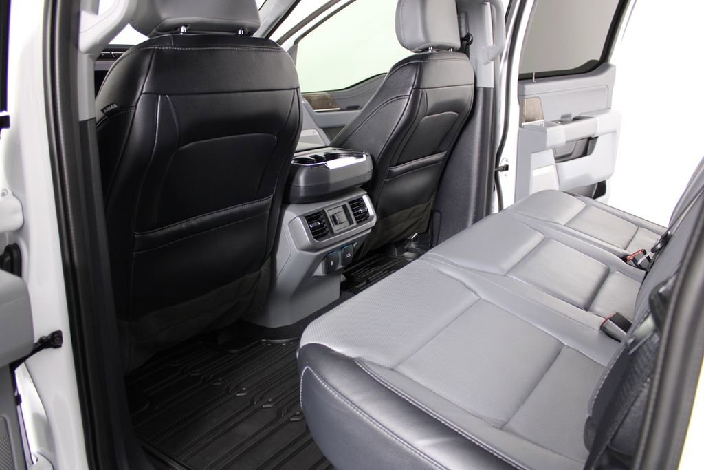 Used 2023 Ford F150 Lariat w/ Trailer Tow Package image 31