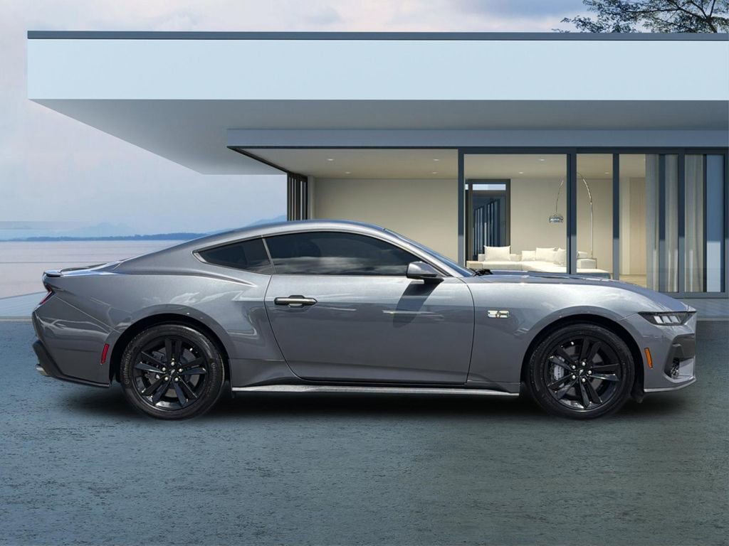 Used 2024 Ford Mustang GT RWD image 3