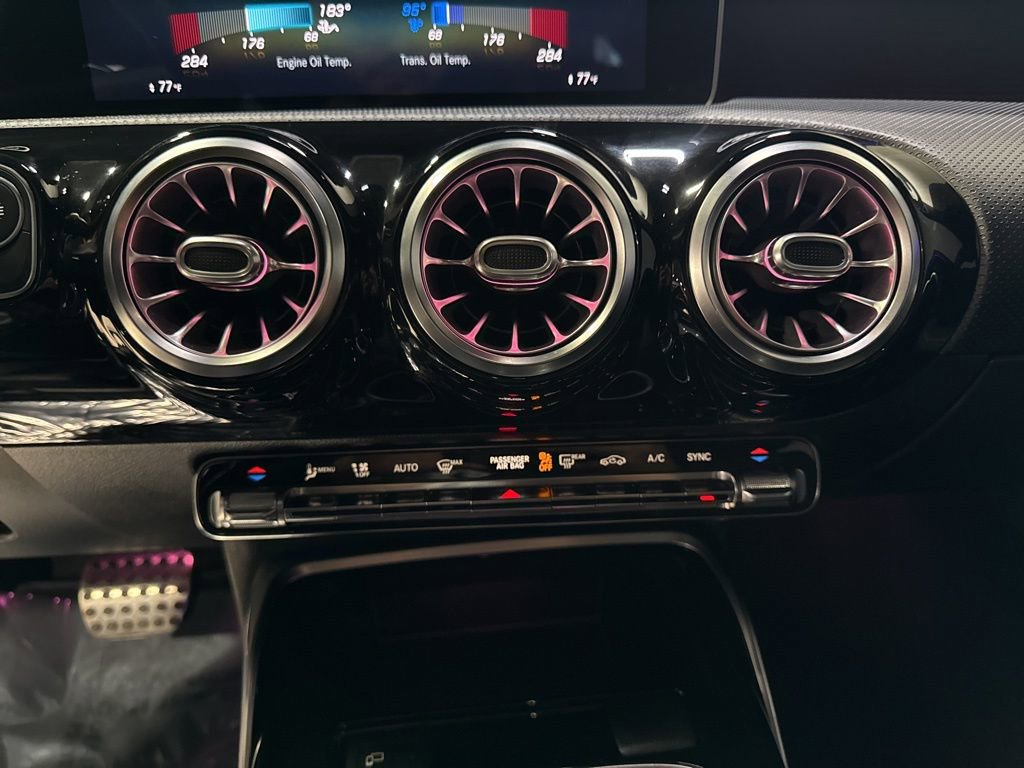 Used 2020 Mercedes-Benz A 35 AMG 4MATIC image 28