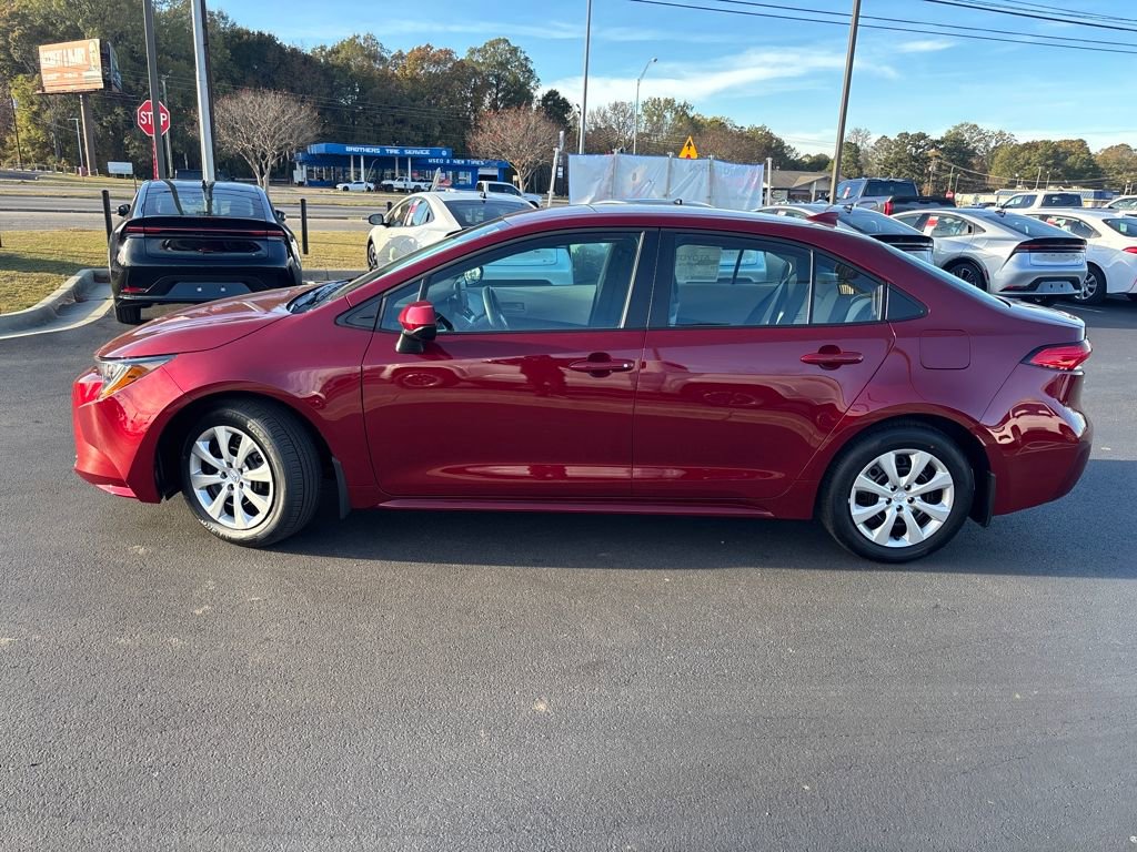 New 2026 Toyota Corolla LE image 2