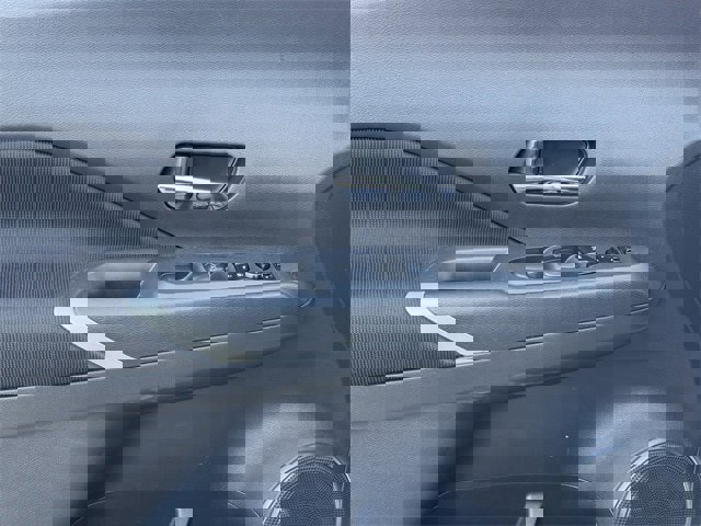 Used 2023 Nissan Kicks SV image 25