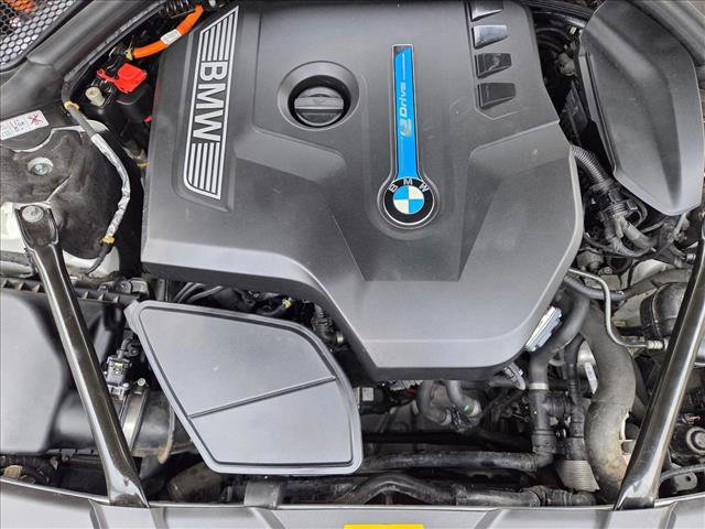 Used 2018 BMW 740e xDrive image 23