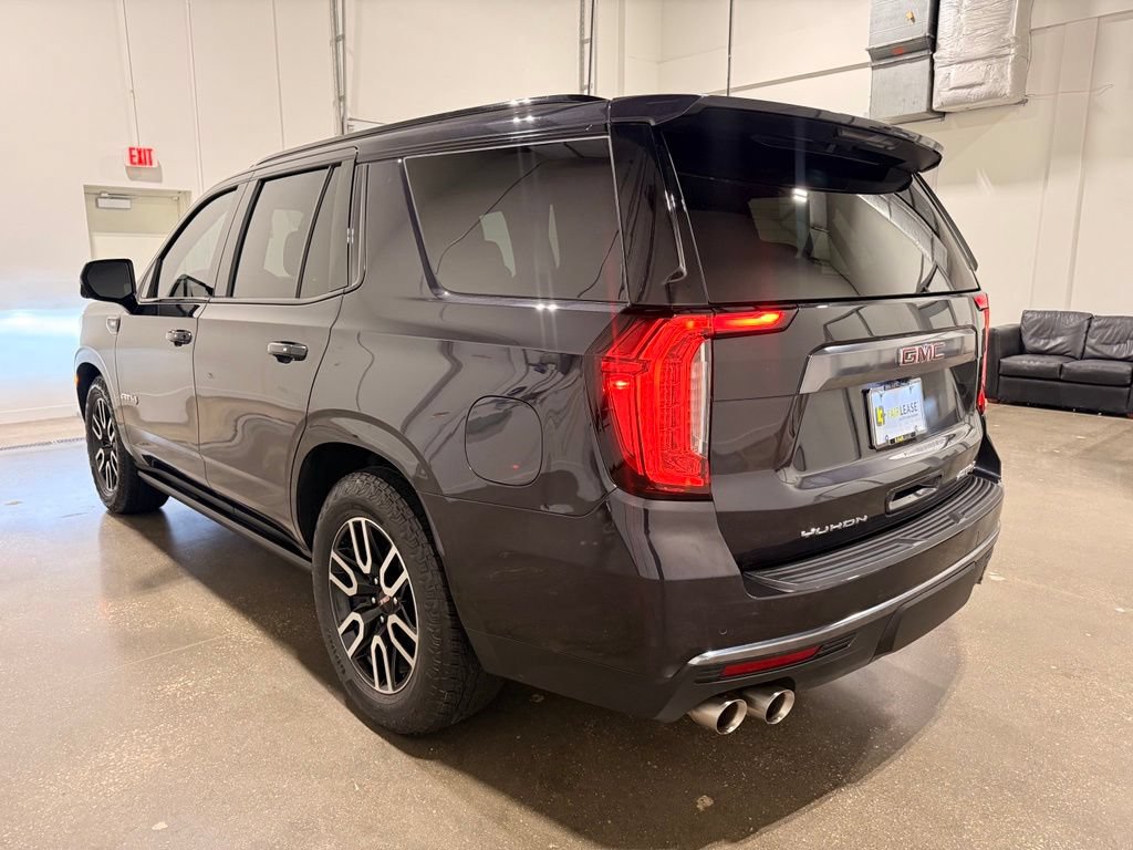 Used 2024 GMC Yukon AT4 w/ AT4 Premium Plus Package AWD/4WD image 7