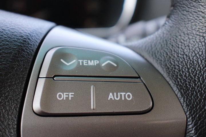 Used 2010 Toyota Highlander Limited FWD image 30