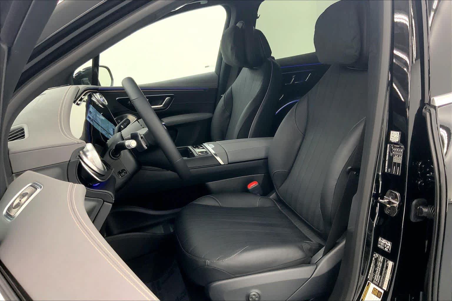 New 2027 Mercedes-Benz EQS 400 4MATIC SUV image 21