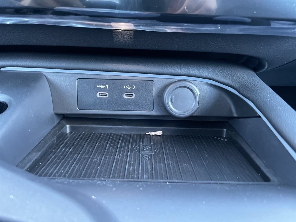 New 2026 Nissan Sentra SR w/ SR Premium Package FWD image 16