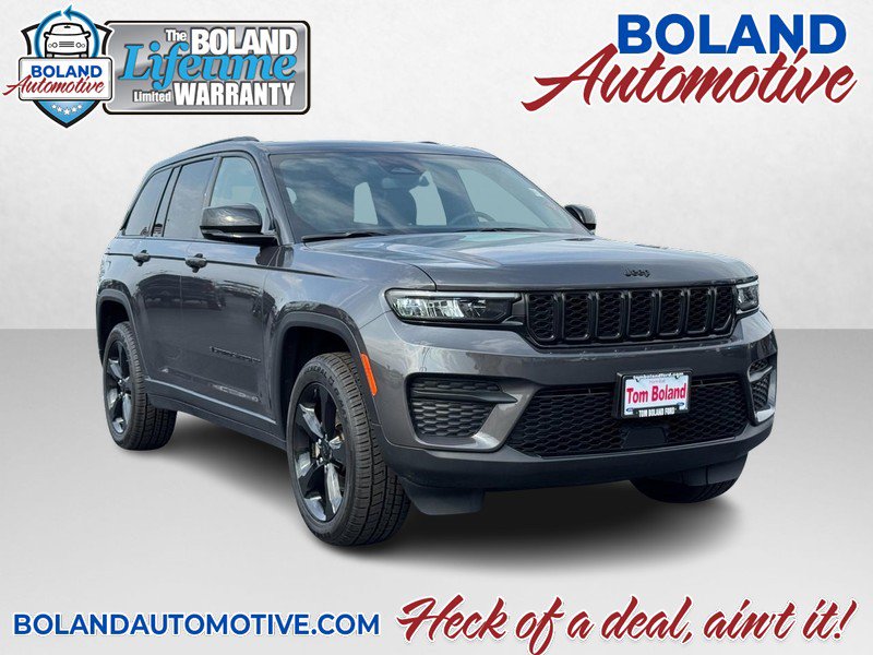 Used 2023 Jeep Grand Cherokee Altitude AWD/4WD image 1