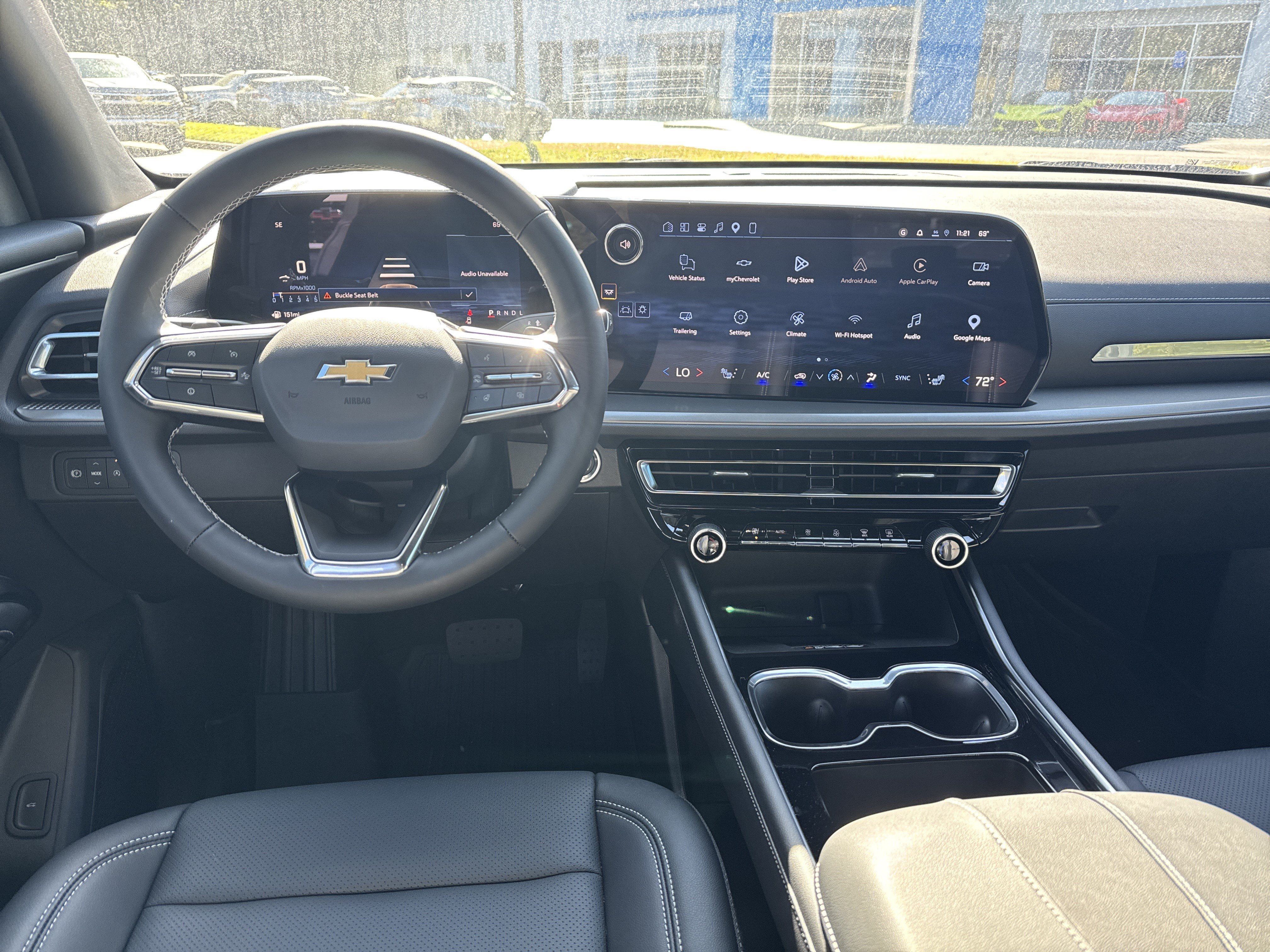 New 2027 Chevrolet Traverse LT w/ LPO, Floor Liner Package FWD image 24