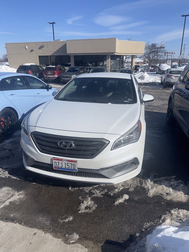 Used 2016 Hyundai Sonata Sport image 1