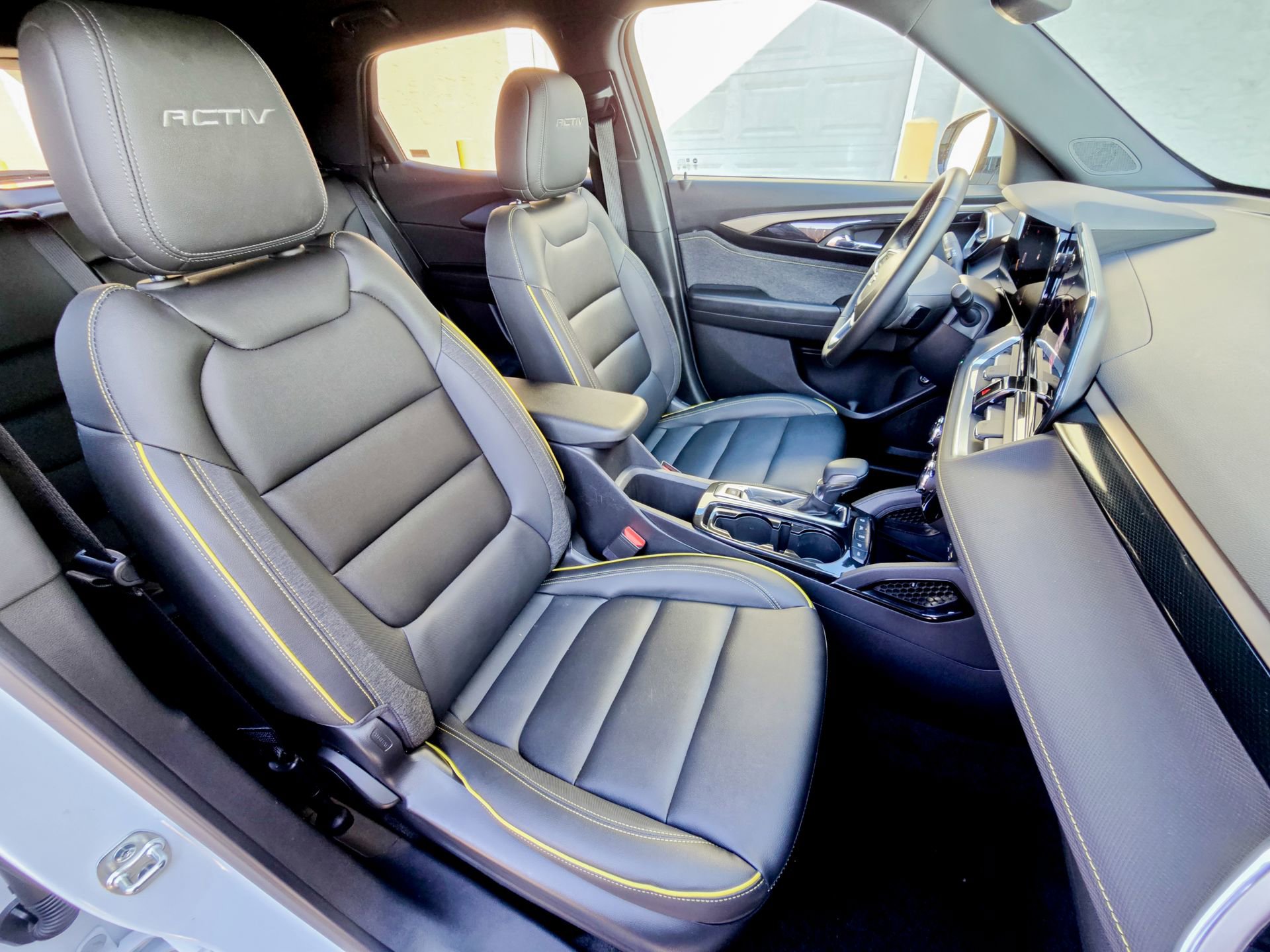 Used 2024 Chevrolet TrailBlazer ACTIV w/ Convenience Package image 35